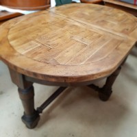 /album/galerie-de-photos-05-table-ronde-table-ovale-table-demi-lune-table-abattant/table-ovale-chene-jpeg/